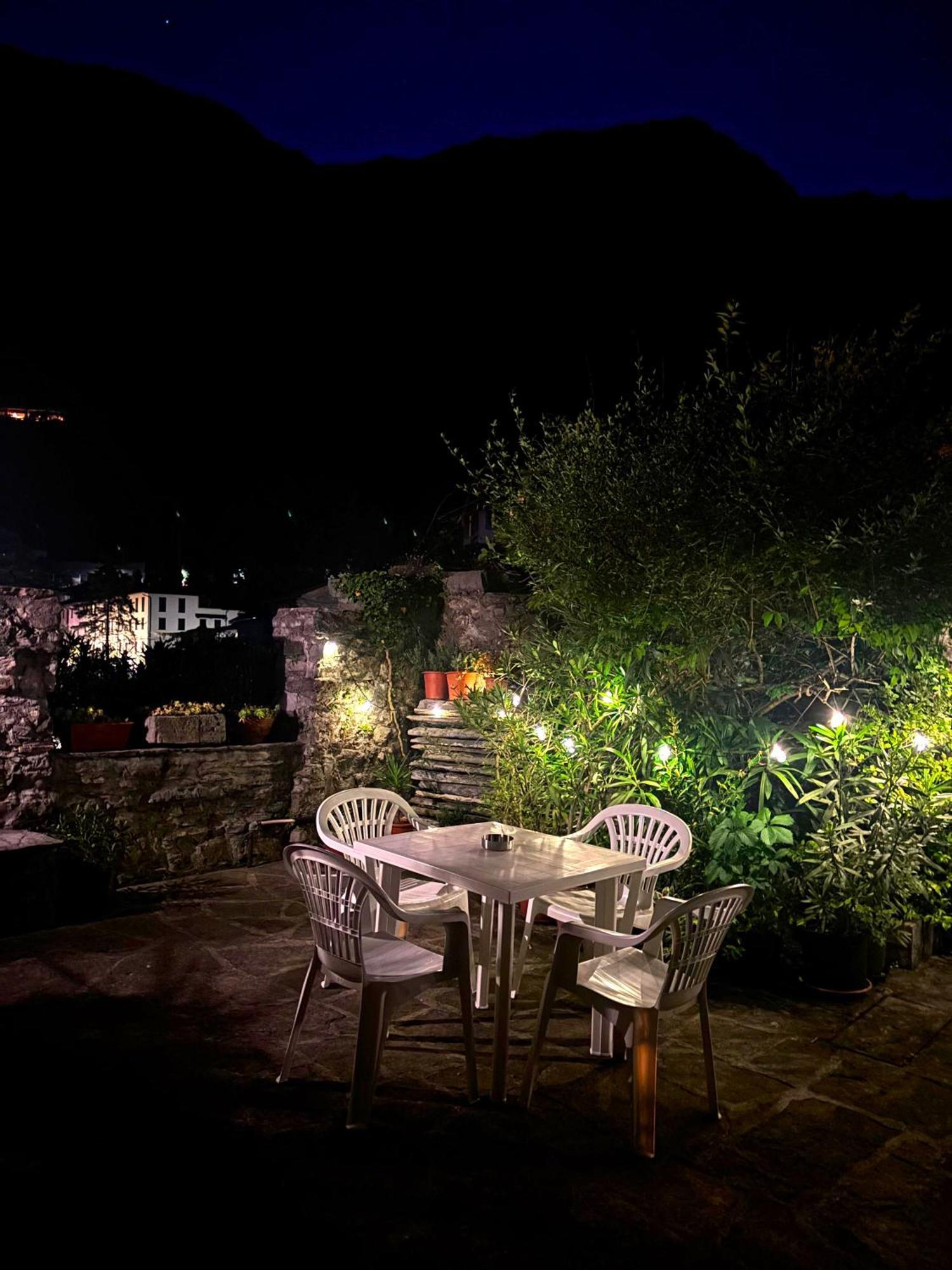 Riva Bianca Castle Holiday Home Льерна Экстерьер фото
